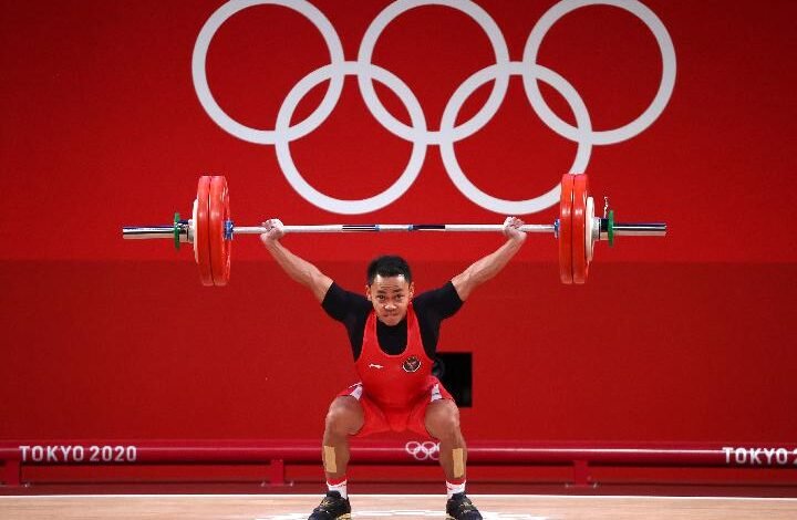 Lifter Eko Yuli Irawan Tambah Medali Emas Indonesia dari Cabor Angkat Besi 61 Kg Putra