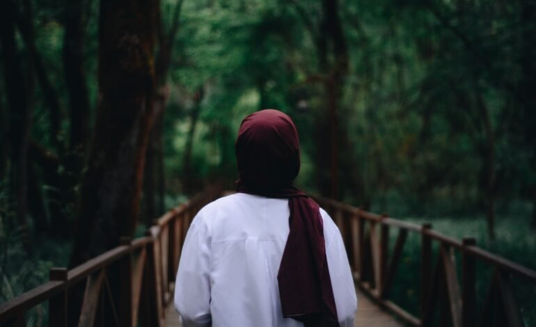 Hijabers, Ini Cara Merawat Rambut yang Tepat