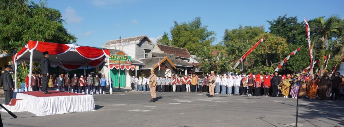 Keren! Warga SPI Adakan Upacara HUT RI ke-77