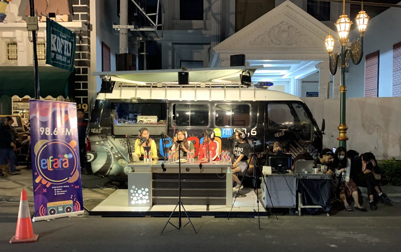 ELFARA 98,6 FM, The First Radio Live from The Centre of Heritage Malang City