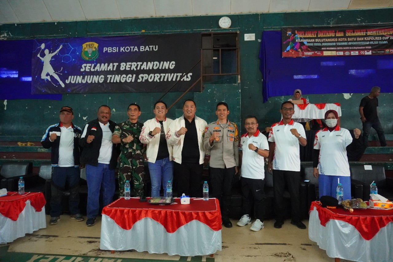PBSI Kota Batu Gelar Kejurkot Bulutangkis Kapolres Cup Batu 2022