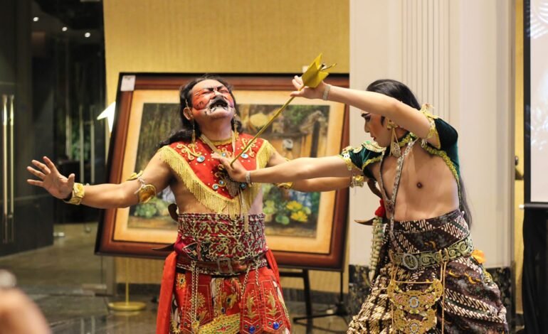 Keren Maksimal! Penutupan Pameran Perdana 1st Anniversary Grand Mercure Malang Mirama  Menampilkan Seni Teater Tari Pengakuan Sang Rahwana