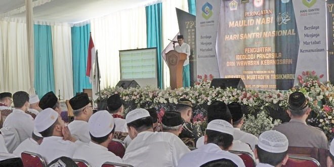 Ponpes Hidayatul Mubtadiin Gelar Maulid Nabi dan Hari Santri