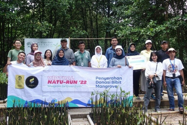 NATU-Run Sehatkan Pesisir Kawasan Konservasi Alam Bakau