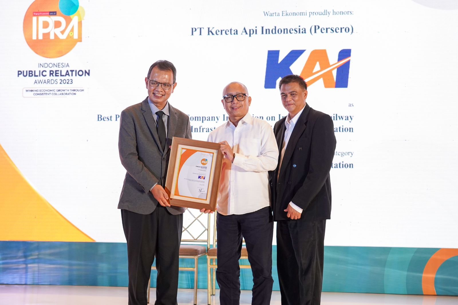 KAI Dapatkan Penghargaan Best Public Relation
