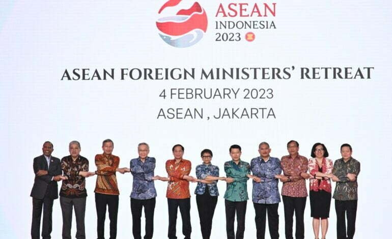 Pertemuan Menlu ASEAN di Jakarta Dipimpin Oleh Menlu Retno Marsudi