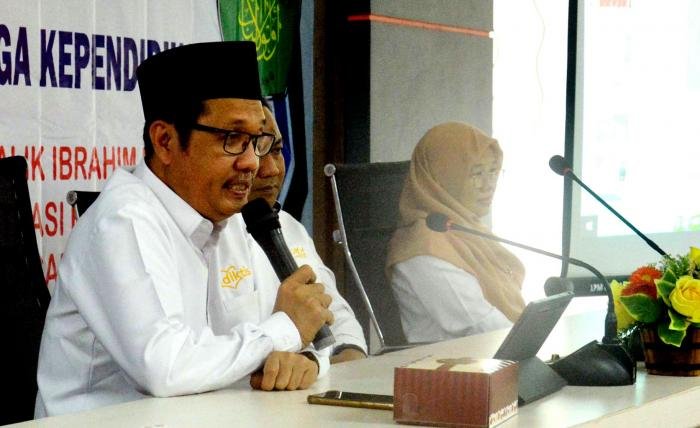 Pelatihan  Menulis Karya Ilmiah bagi TENDIK