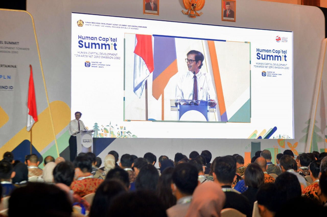 Transisi Energi Berkelanjutkan Buka Lapangan Kerja Baru