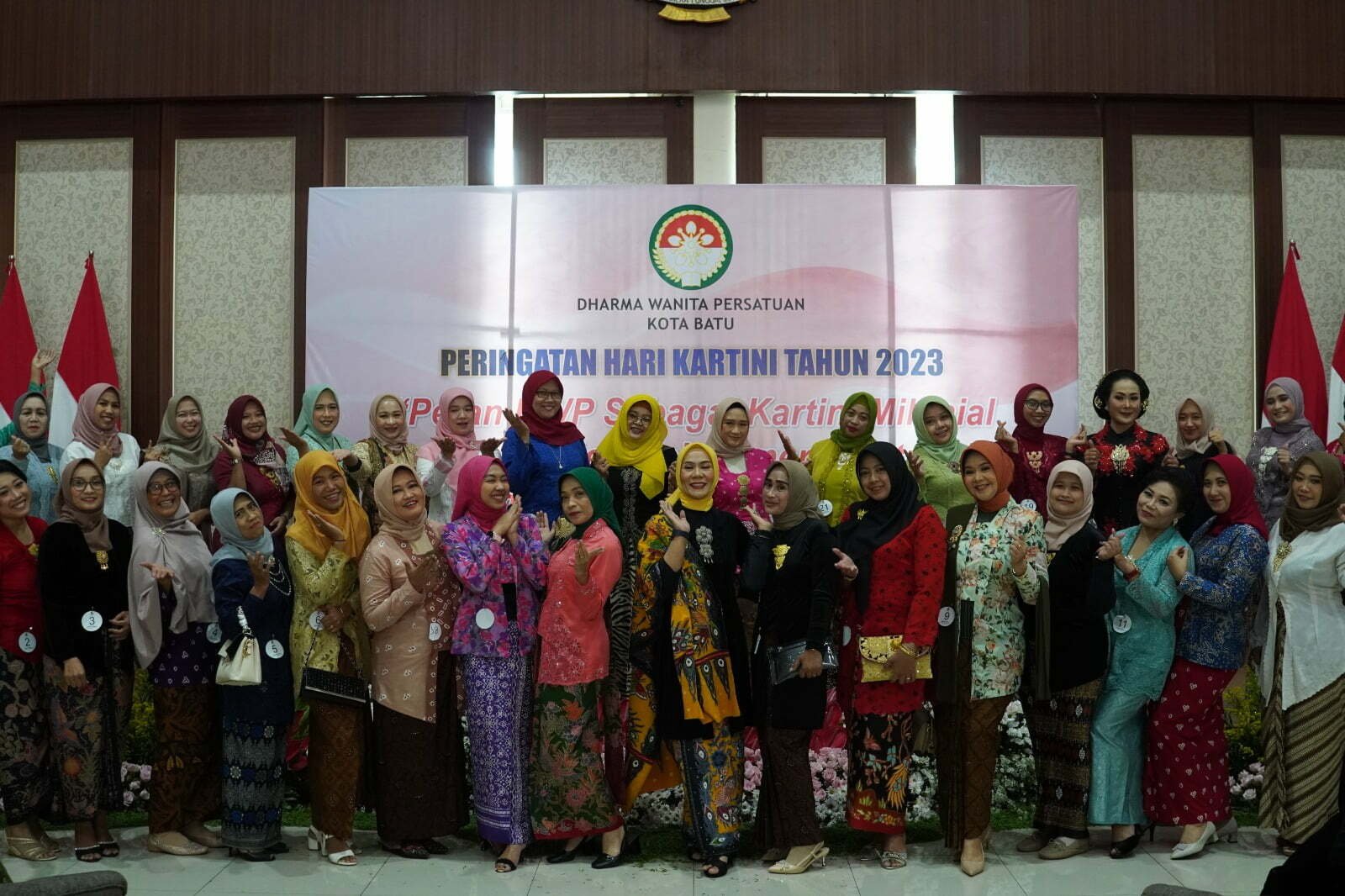 Peringatan Hari Kartini, DWP Kota Batu Gelar Fashion Show dan Workshop
