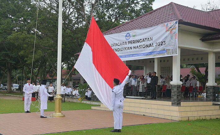 Upacara Peringatan Hari Pendidikan Nasional Digelar Unimed