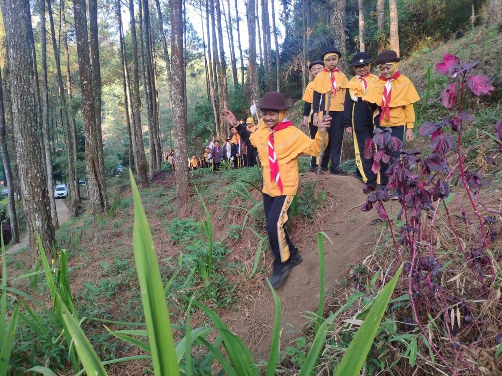 Kegiatan Perkemahan MIN 2