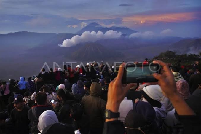 BB TNBTS Siapkan Skema Penambahan Kuota Wisatawan Bromo di Libur Waisak