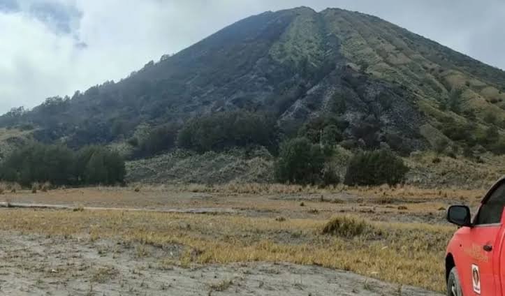Karhutla di Gunung Batok Kawasan TNBTS Berhasil Dipadamkan