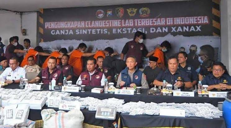 Polisi Ungkap Pabrik Narkoba Terbesar di Kota Malang