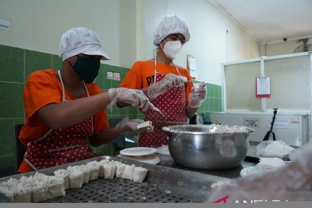 Diskopindag Kota Malang Jamin Kemudahan Pengurusan Sertifikat Halal bagi UMKM