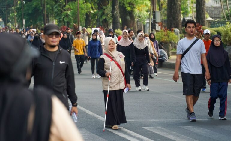 Hari Tongkat Putih sebagai Pembelajaran Ruang Terbuka untuk Warga Kota Malang