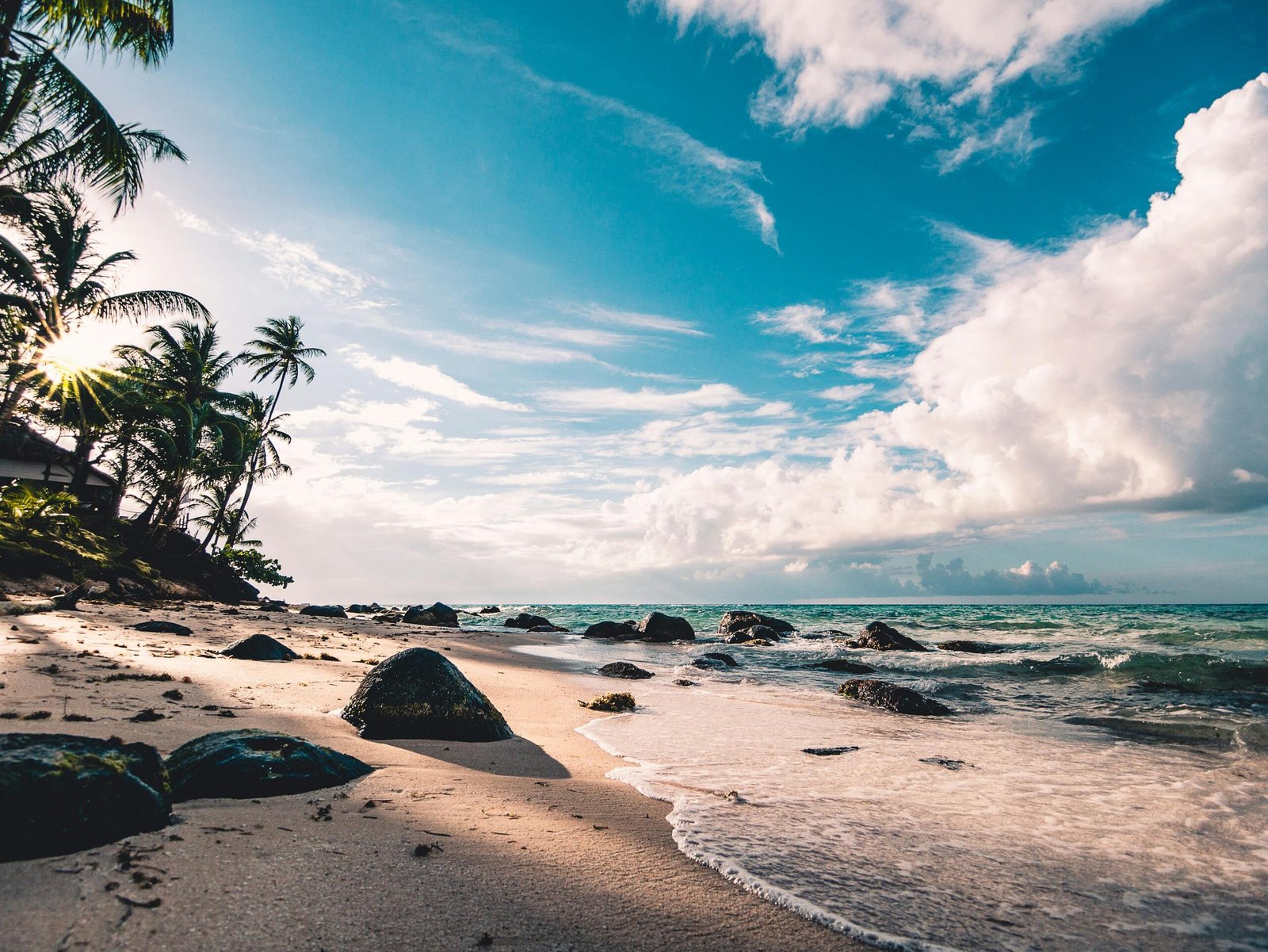 Mengungkap Mitos Dan Legenda Di Pantai-pantai Jawa Timur