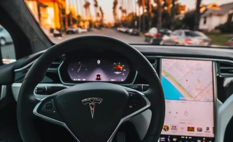 Mengapa Tesla Model 3 Menjadi Mobil Listrik Terlaris Di Dunia?