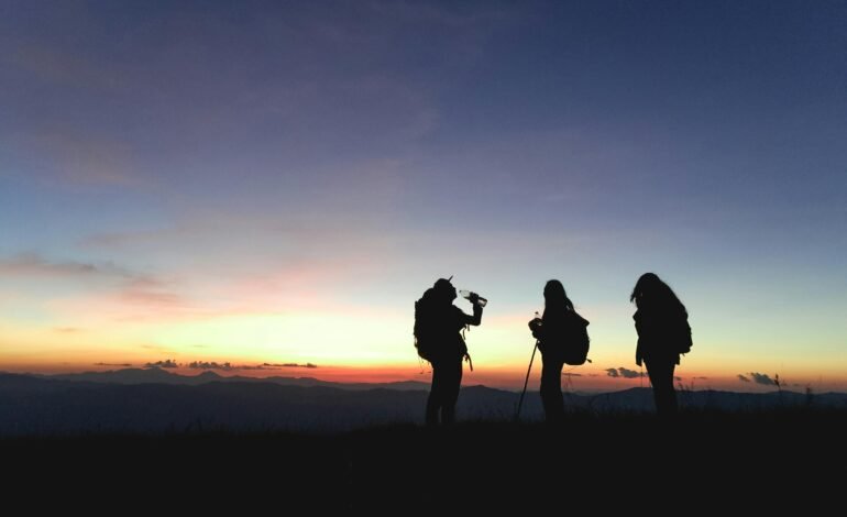 naik gunung