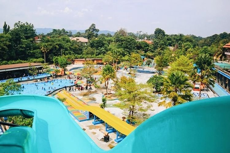 Mengungkap Pesona Waterpark Tersembunyi Di Jawa Timur