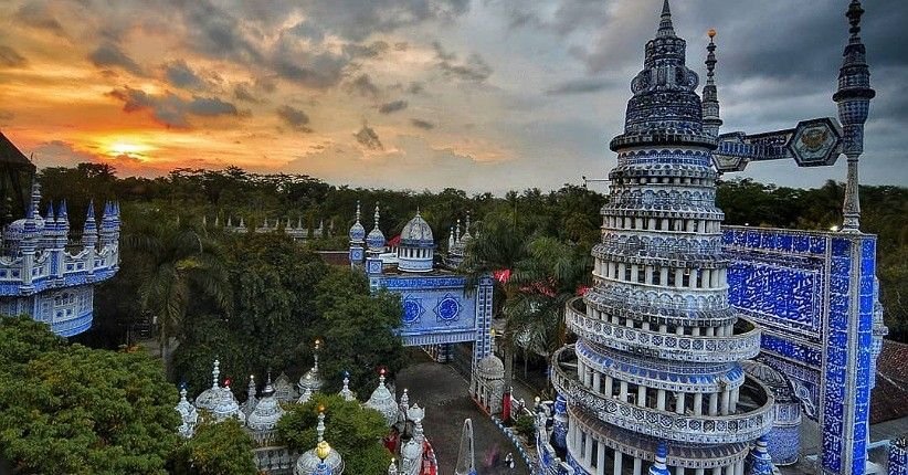 5 Masjid Bersejarah Di Malang Yang Menyimpan Cerita Dan Keindahan