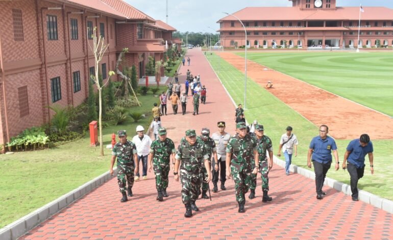 Dandim 0818 Dampingi Pangdam V/Brawijaya Tinjau Proyek Asrama Taruna Nusantara di Malang