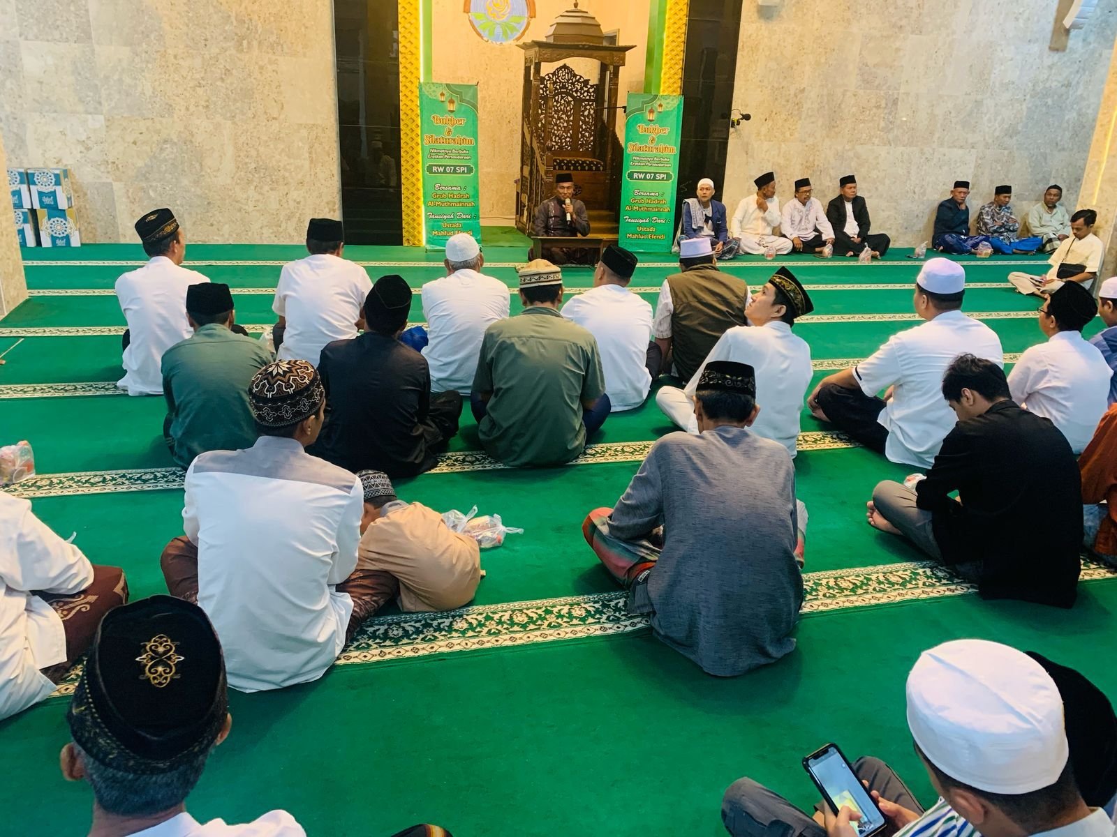 RW 07 SPI Berbagi Sukacita Ramadan Lewat Bukber dan Silaturahmi