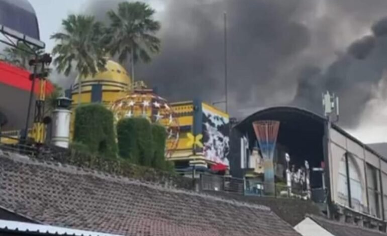 Zona Eropa Museum Angkut Terbakar, Tiga Kendaraan Koleksi Hangus