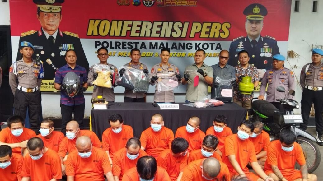 Operasi Pekat 2025 di Malang: Polisi Ungkap 24 Kasus, dari Penganiayaan hingga Gangster Mabuk Celurit
