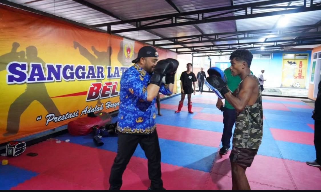 Wawali Kota Batu Heli Suyanto Suntik Semangat Atlet Muaythai Jelang Porprov Jatim IX