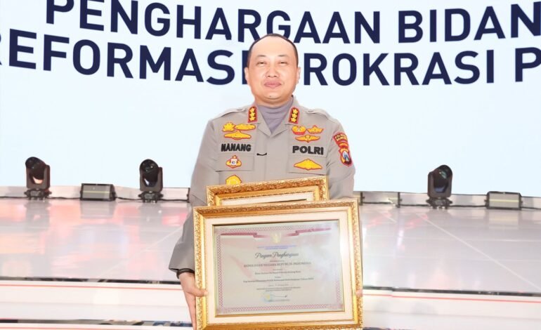 Kado Terindah : Jelang Hari Bhayangkara ke-79, Polresta Malang Kota Meraih Tiga Penghargaan dari Kapolri dan Kemenpan RB