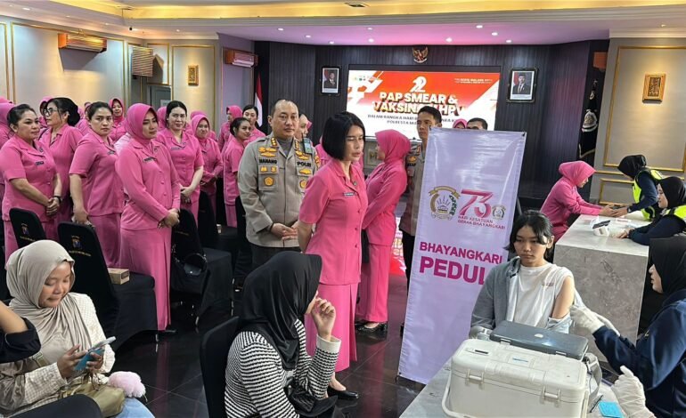 Cegah Kanker Serviks Sejak Dini, Polresta Malang Kota Gelar Pap Smear & Vaksin HPV Gratis Peringati Hari Bhayangkara ke-79