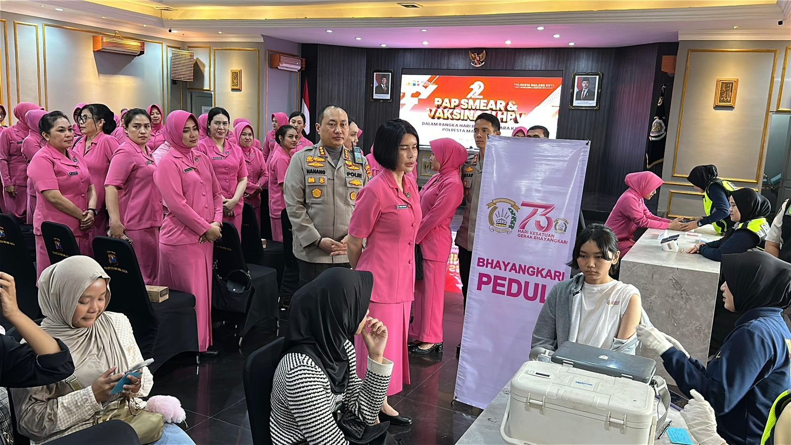 Cegah Kanker Serviks Sejak Dini, Polresta Malang Kota Gelar Pap Smear & Vaksin HPV Gratis Peringati Hari Bhayangkara ke-79