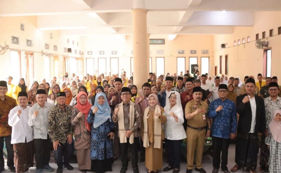 Menko PMK: Santri Harus Kuasai Bahasa dan Digital, SALUT Pesantren Dibuka di Singosari Malang