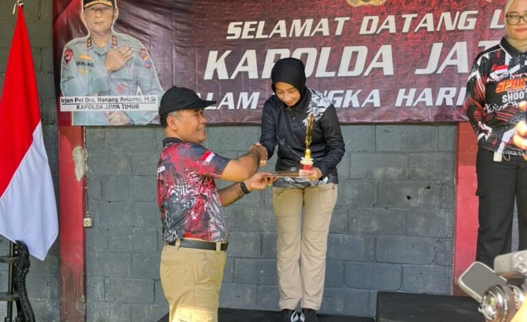 Polwan Polresta Malang Kota Sabet Juara 2 Lomba Menembak “Kapolda Jatim Cup 2025”