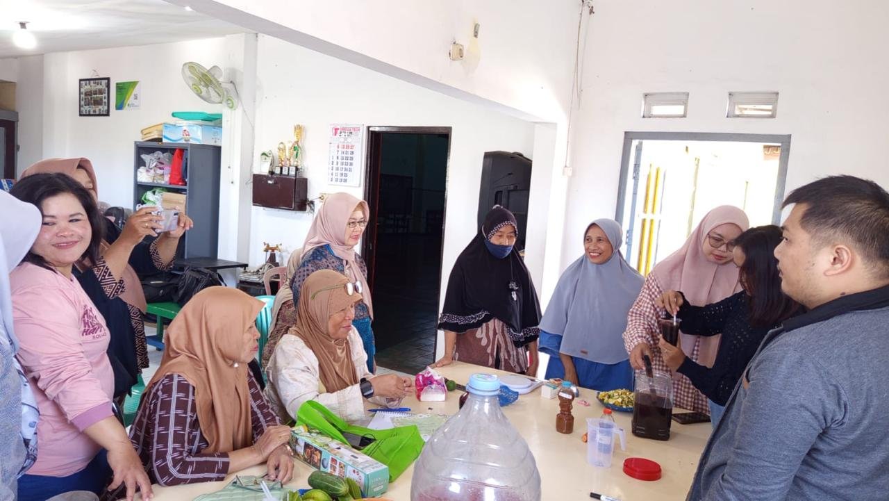 Perempuan Pelopor Lingkungan di Sukun Olah Sampah Jadi Ecoenzim dan Sabun Ramah Lingkungan