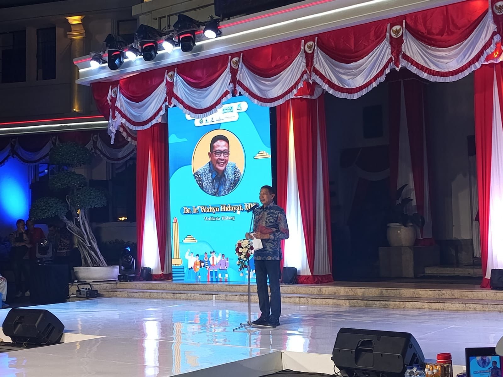 Wali Kota Malang Dukung Industri Fesyen Lokal Lewat Youth Fashion Design Competition 2025