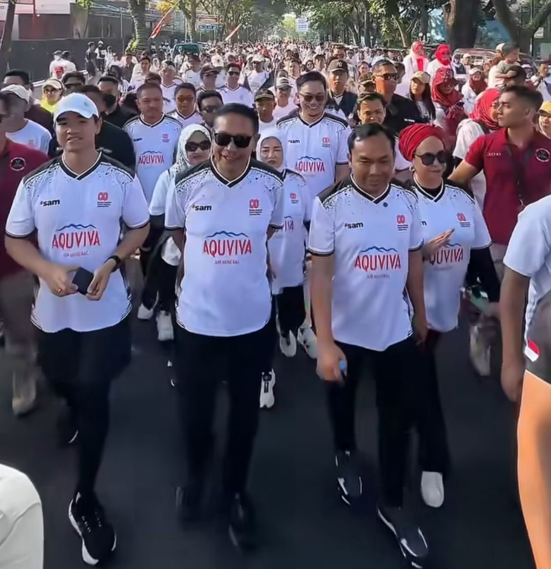 Kaesang Disambut 12 Ribu Peserta Jalan Sehat di Stadion Gajayana Malang