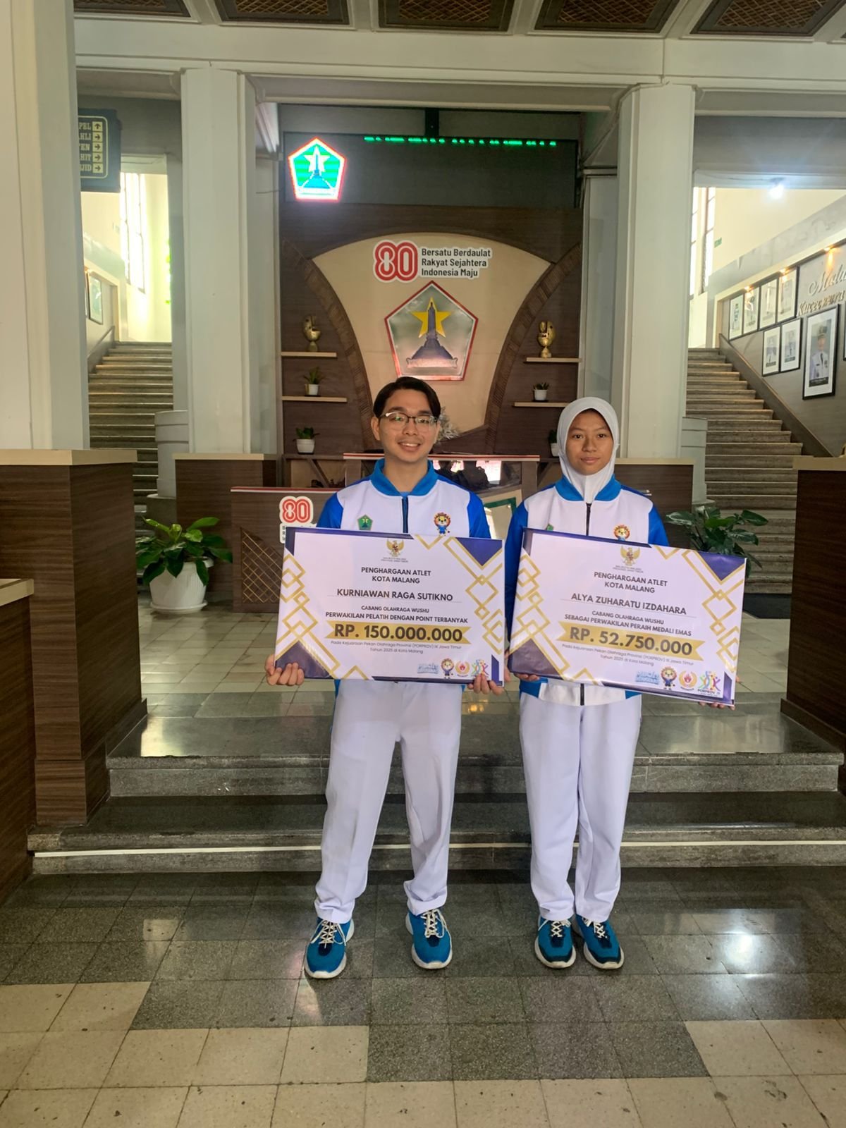 Kota Malang Raih 384 Medali di Porprov IX Jatim 2025, Wali Kota Serahkan Bonus Atlet