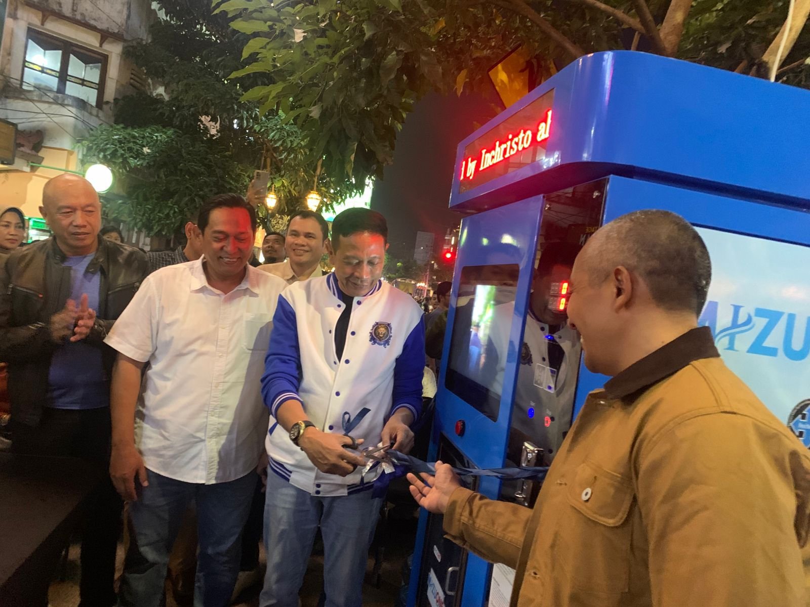 Wali Kota Malang Resmikan Anjungan Air Siap Minum di Kayutangan, Dukung Gerakan Kurangi Plastik