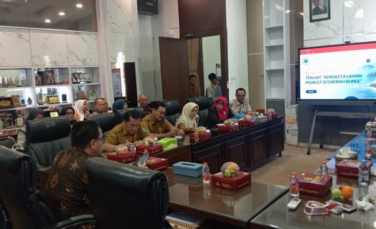 Korban Penggusuran Paksa Datangi DPRD Kota Malang, Minta Perlindungan dari Tindakan Aparat TNI