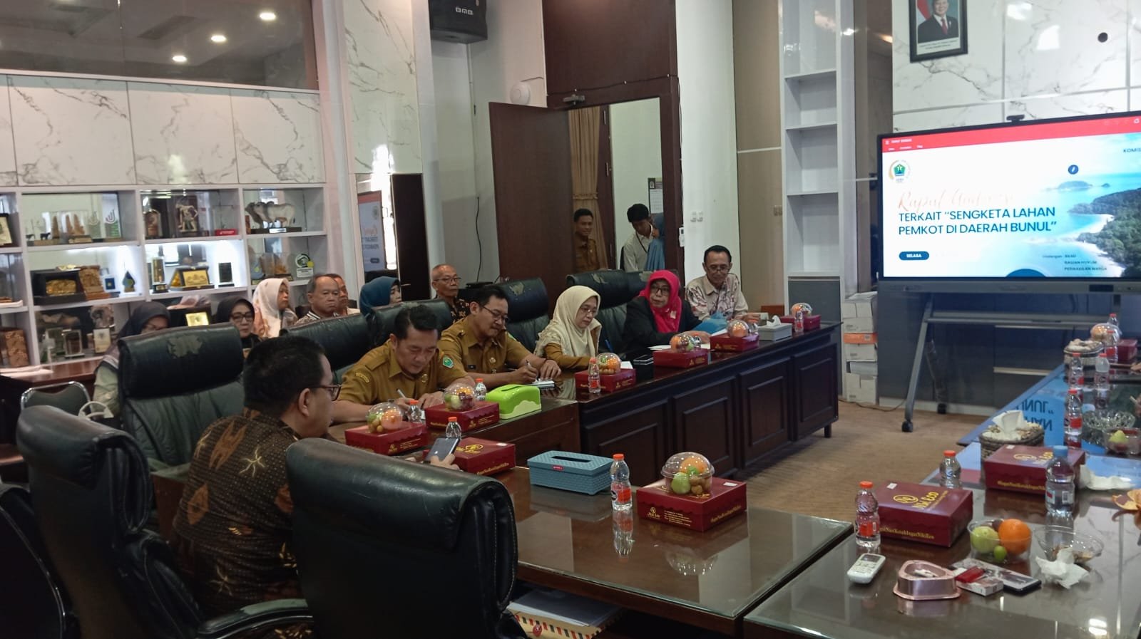 Korban Penggusuran Paksa Datangi DPRD Kota Malang, Minta Perlindungan dari Tindakan Aparat TNI