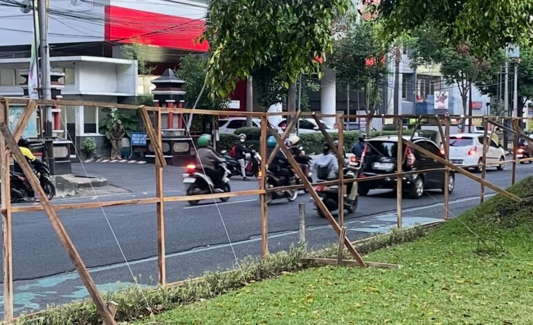 Alun-Alun Merdeka Ditutup Total untuk Revitalisasi Besar, DLH Pastikan Tetap Ramah Lingkungan dan Aman
