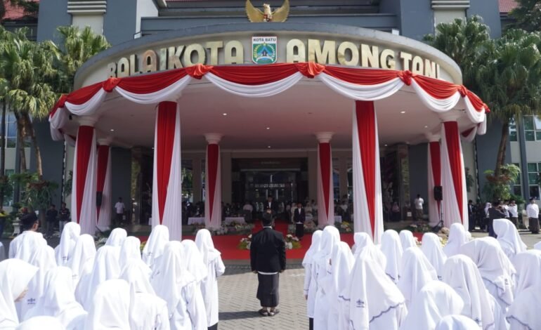 Pemerintah Kota Batu menggelar Apel Peringatan Hari Santri Nasional Tahun 2025