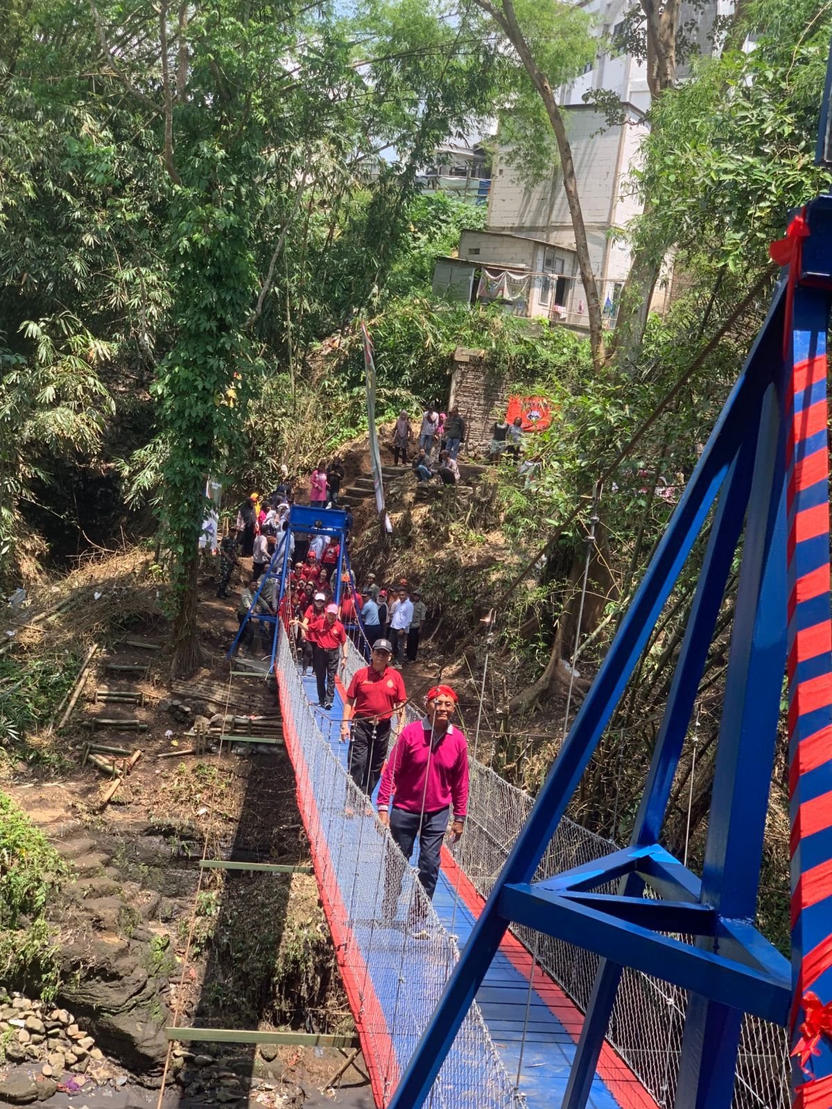 Jembatan PSMTI KDKD Polehan Diresmikan, Buka Akses Pendidikan dan Ekonomi Warga