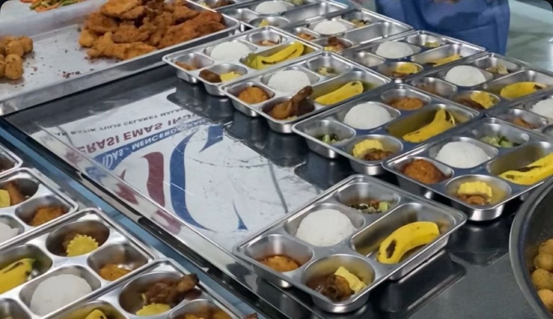 Wali Kota Malang Apresiasi Menu Sultan di Program MBG: Bergizi, Higienis, dan Rasa Restoran
