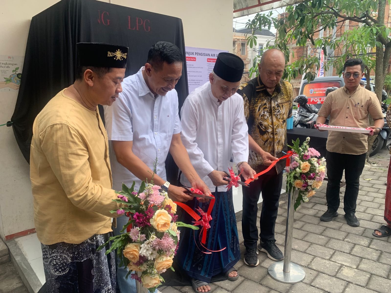 Wali Kota Malang Resmikan Stasiun Air Mineral Bahrul Maghfiroh, Air Layak Minum Hanya Rp100 per Liter