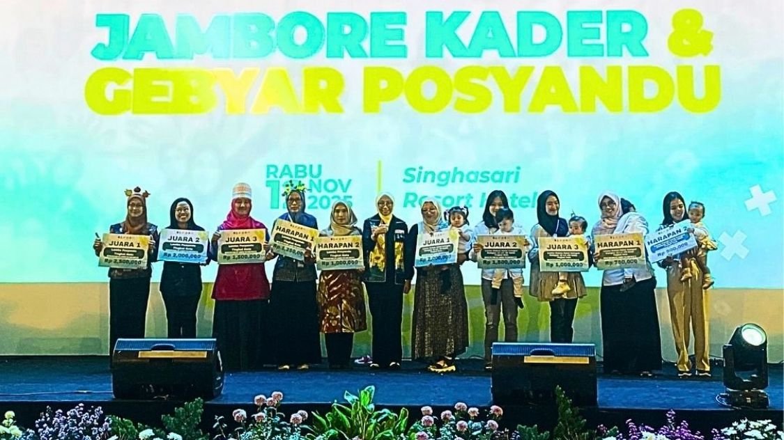 Desa Pesanggrahan Sabet 2 Penghargaan di Gebyar Posyandu Kota Batu 2025