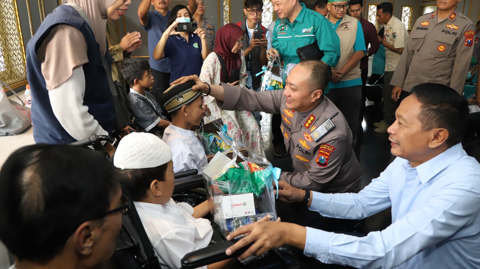 Polresta Malang Kota Gelar Khitan Massal Peringati Hari Ibu, Diikuti Anak Se-Malang Raya