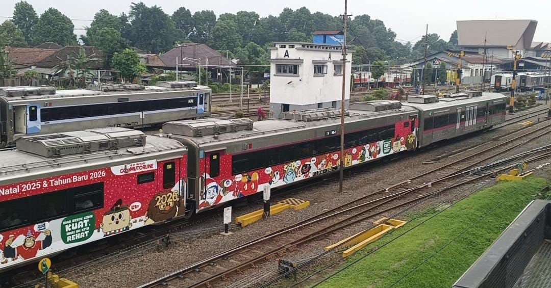 Libur Nataru, KAI Daop 8 Surabaya Imbau Pengguna Jalan Waspada di Perlintasan Sebidang